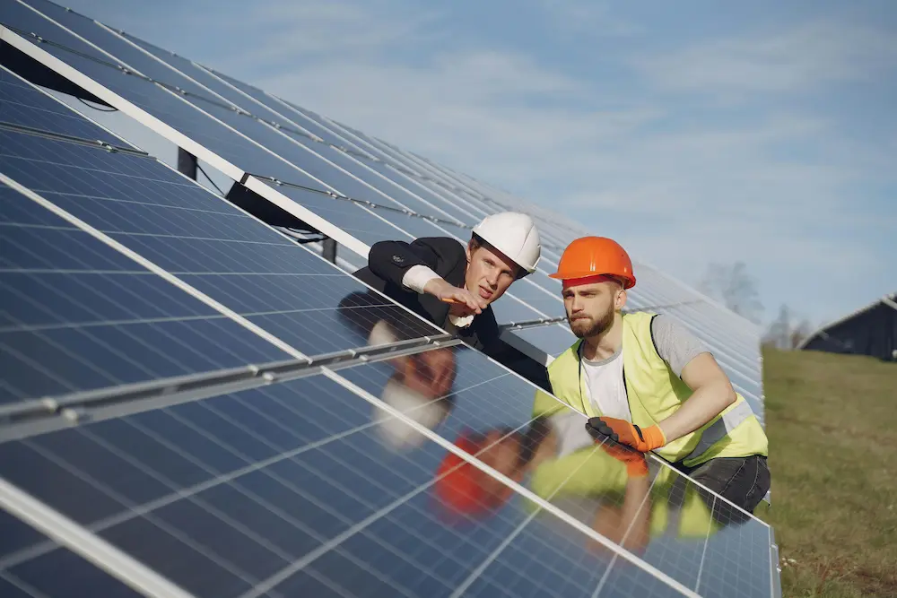 solar-panels-cleaning-by-professional